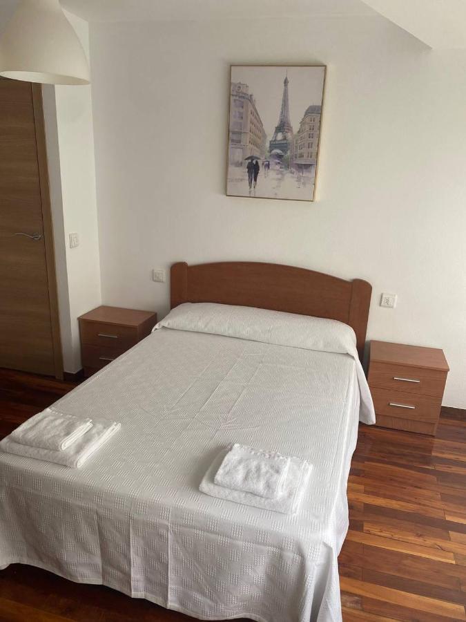 Ferienwohnung Piso En El Ensanche Santiago de Compostela Exterior foto